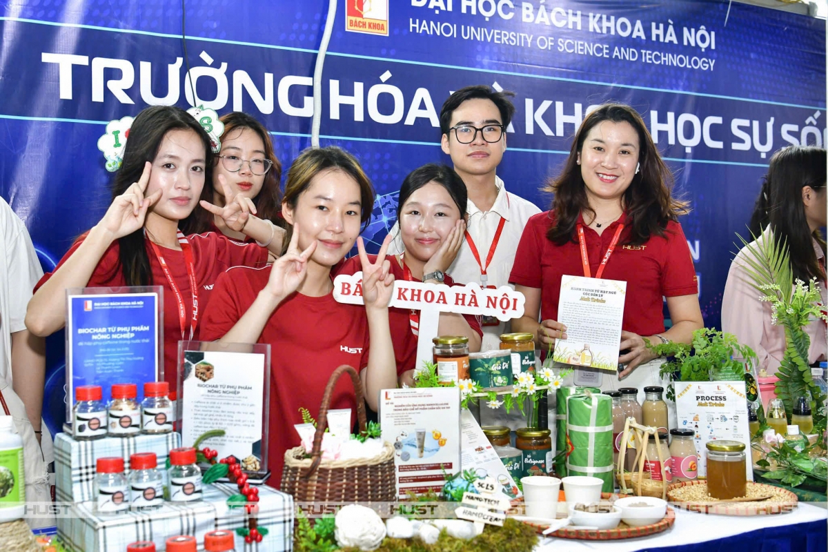 Đại học Bách khoa Hà Nội công bố cách quy đổi điểm chuẩn tương đương năm 2025
